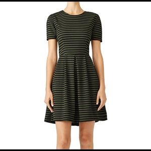 Hutch Size L Army Green and Black Stripes